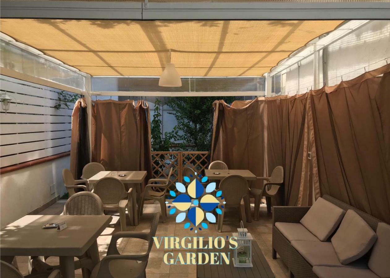 카스텔라마레디스타비아 Virgilio'S Garden B&B 외부 사진